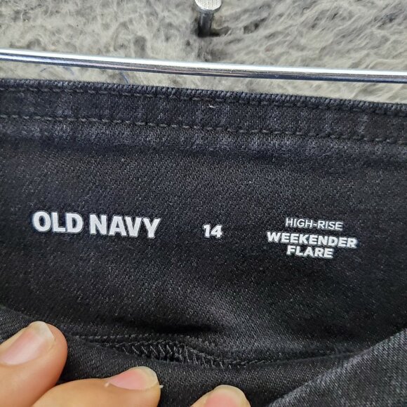 Old Navy Jeans Womens 14 Black High-Rise Weekender Flare Stretch Pull-On Crop - Picture 2 of 10
